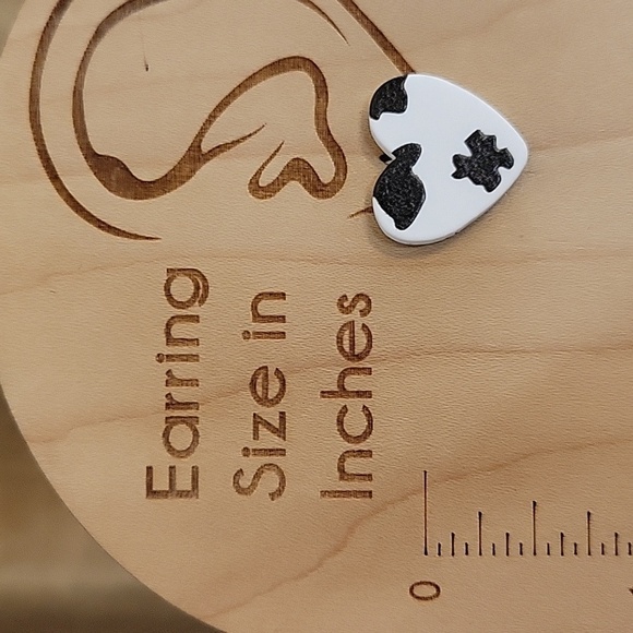 🔥LAST PAIR🔥 Cow Print Heart Stud Earrings - Picture 3 of 7